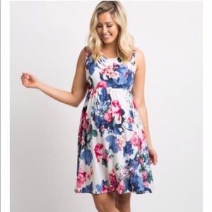 Floral maternity dress